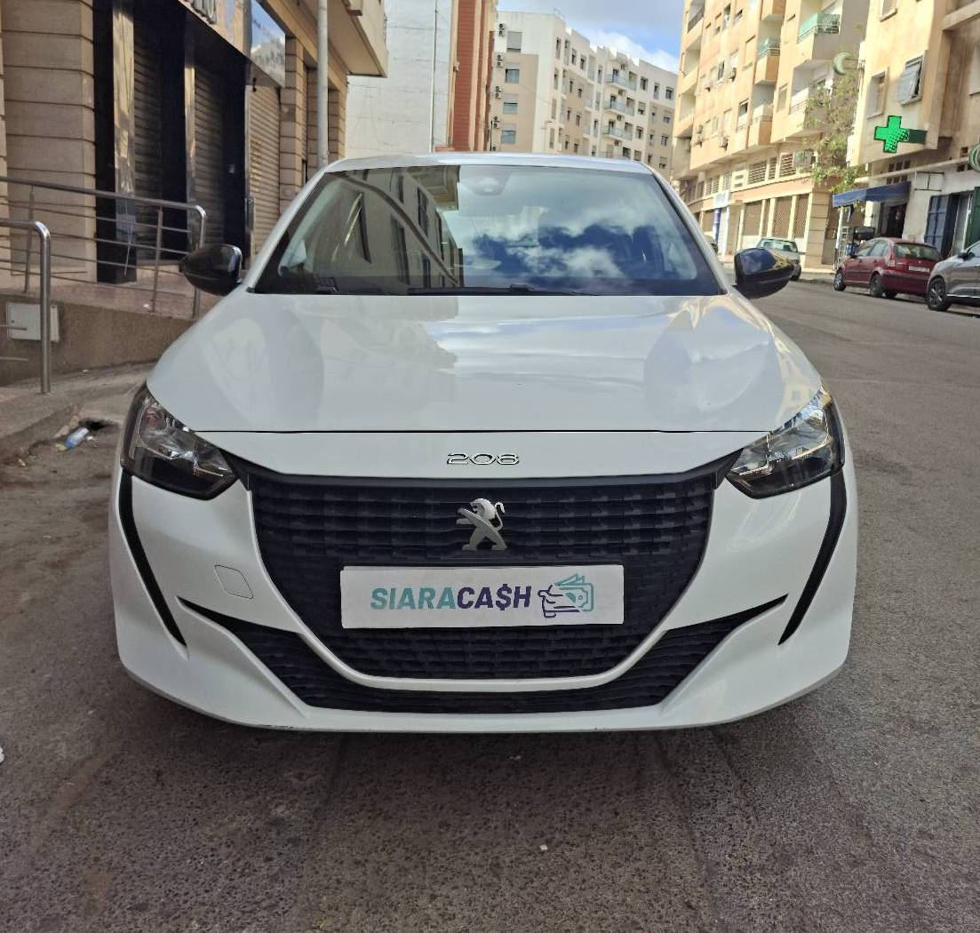 PEUGEOT 208