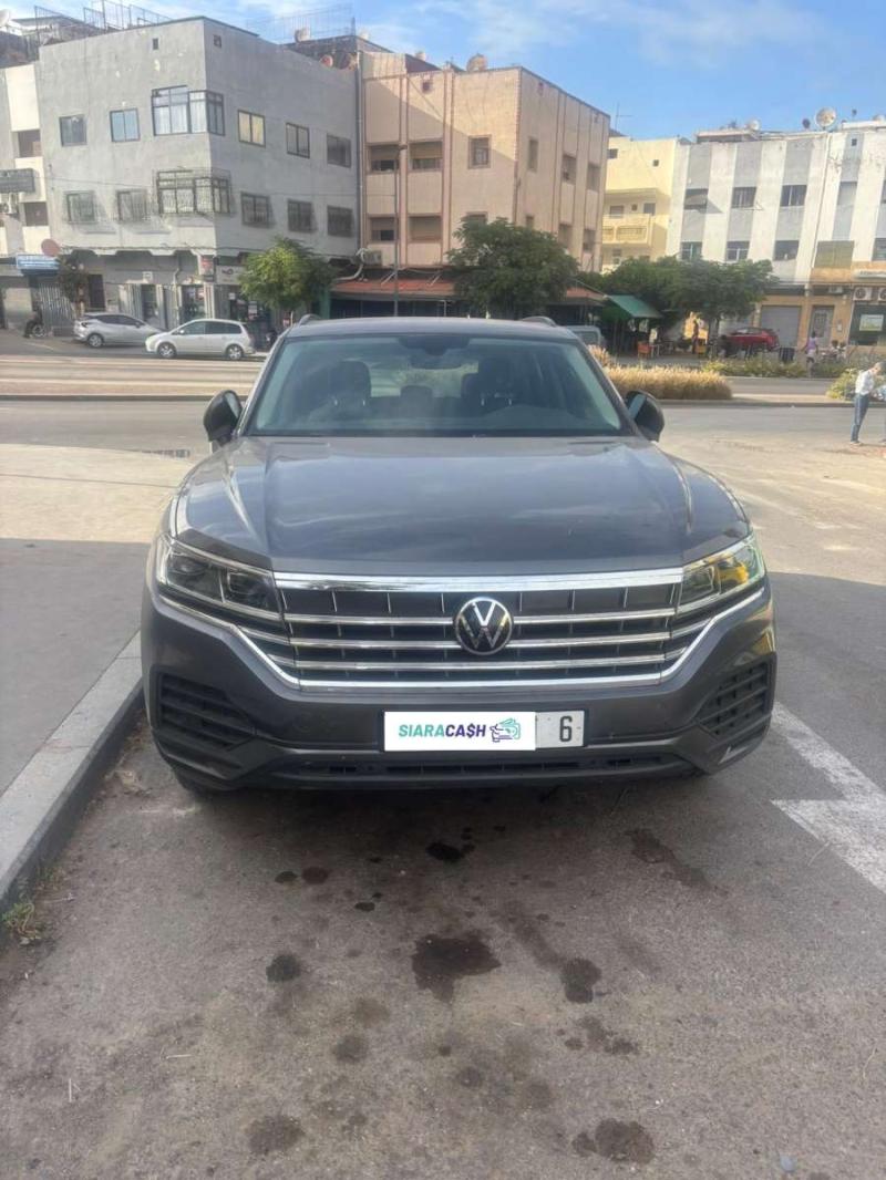 VOLKSWAGEN TOUAREG