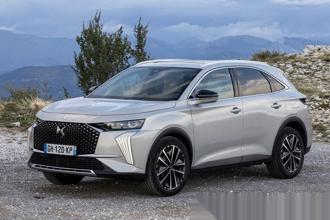 DS DS 7