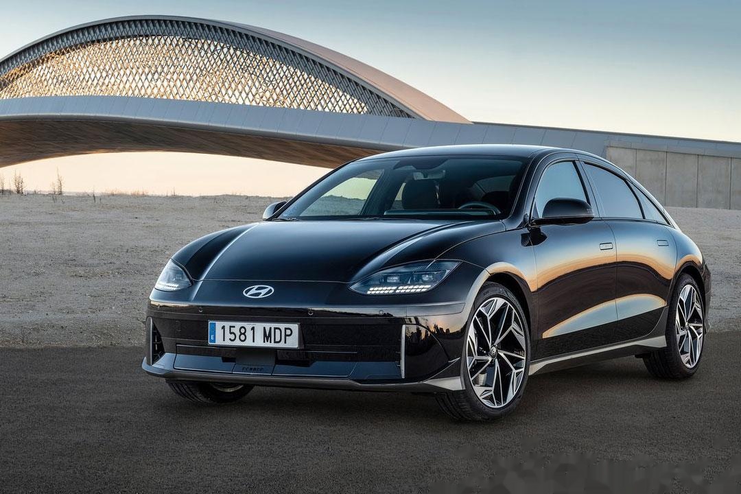 HYUNDAI IONIQ 6