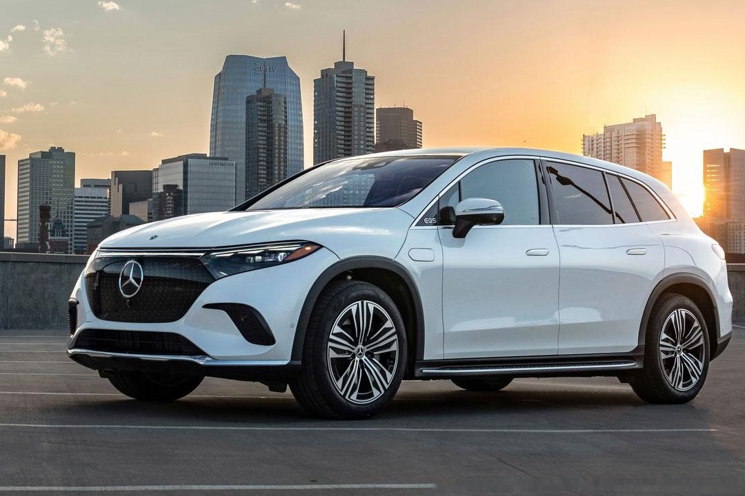 MERCEDES EQS SUV
