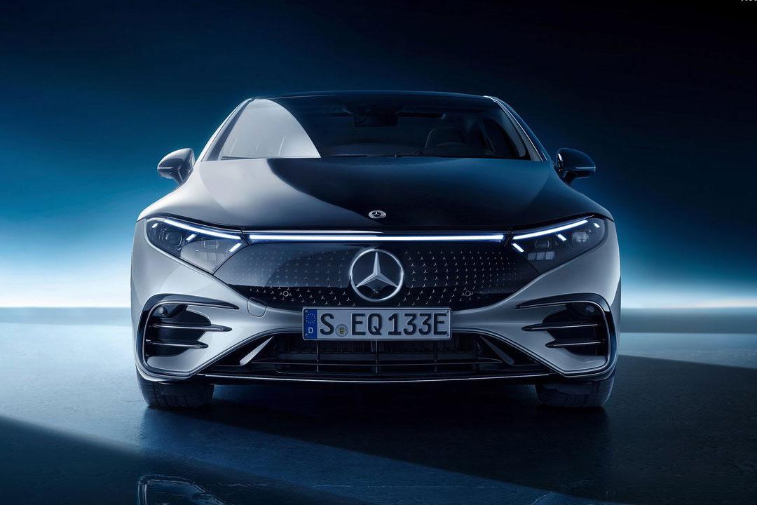 MERCEDES EQS