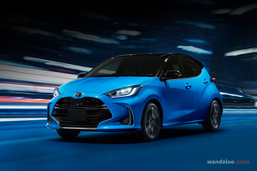 TOYOTA Yaris HEV